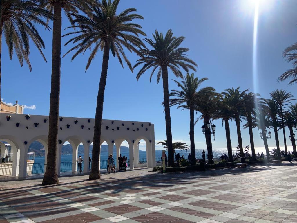Atico & Terraza By Maison Jaken Nerja Exterior photo